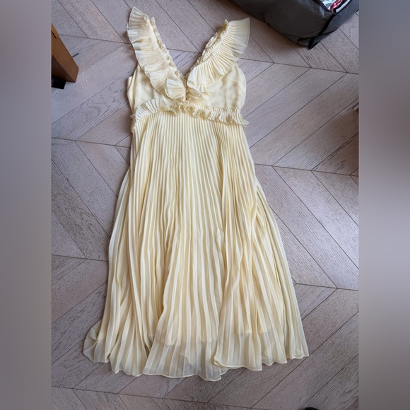 Sézane Rachelle dress in pale yellow - Picture 3 of 6